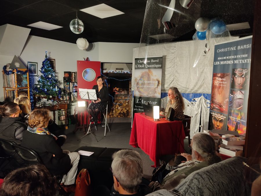 L'auteure Christine Barsi lors de l'inauguration des Editions Les Mondes Mutants, le 8 janvier 2023 sur Nogent sur Marne